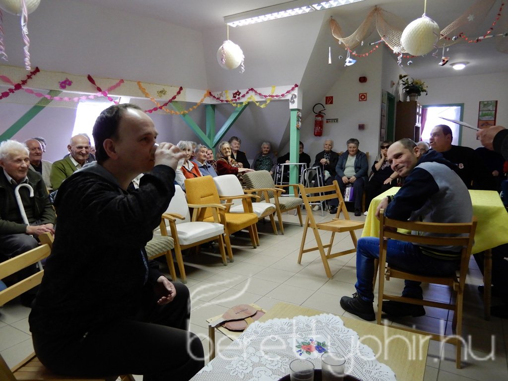 Farsang az idősotthonban 36